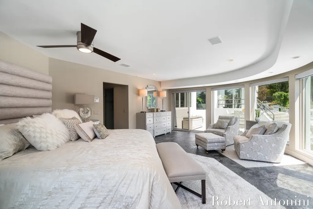 1835 Linson Court SE Cascade Charter Township MI 49546