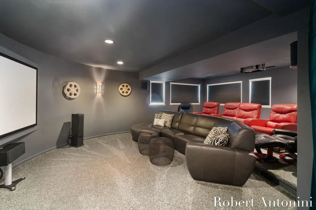 1835 Linson Court SE Cascade Charter Township MI 49546