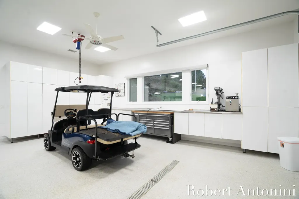 1835 Linson Court SE Cascade Charter Township MI 49546