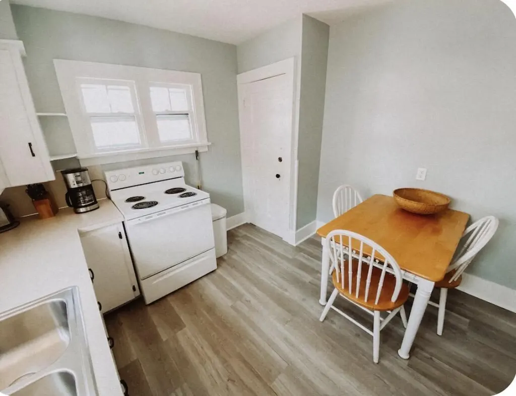 213 Clinton Avenue Grand Haven City MI 49417