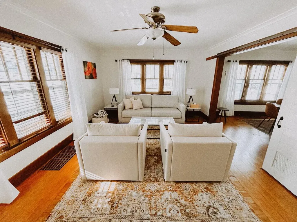 213 Clinton Avenue Grand Haven City MI 49417