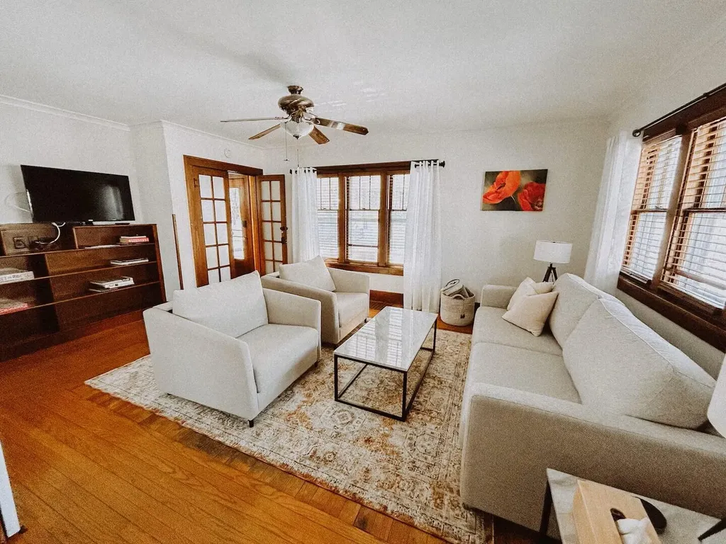 213 Clinton Avenue Grand Haven City MI 49417