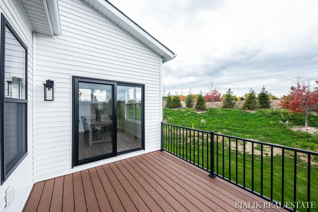 594 Sun Vale Lane Georgetown Charter Township MI 49418