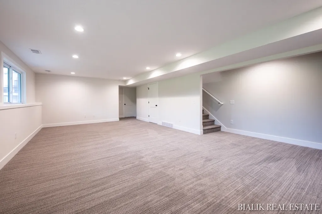 594 Sun Vale Lane Georgetown Charter Township MI 49418