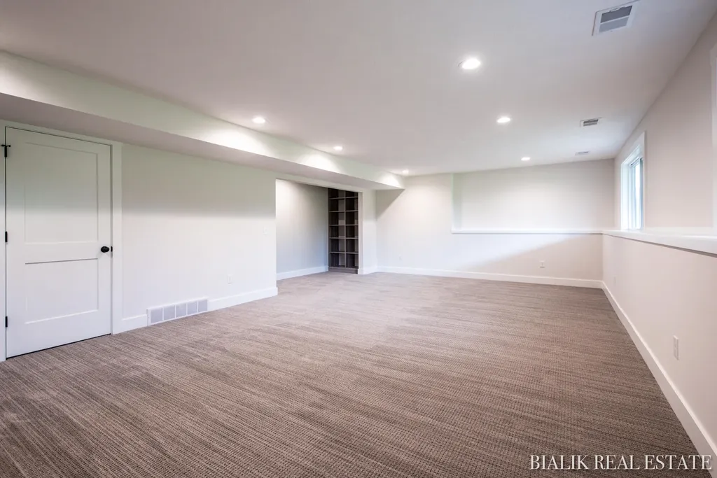 594 Sun Vale Lane Georgetown Charter Township MI 49418
