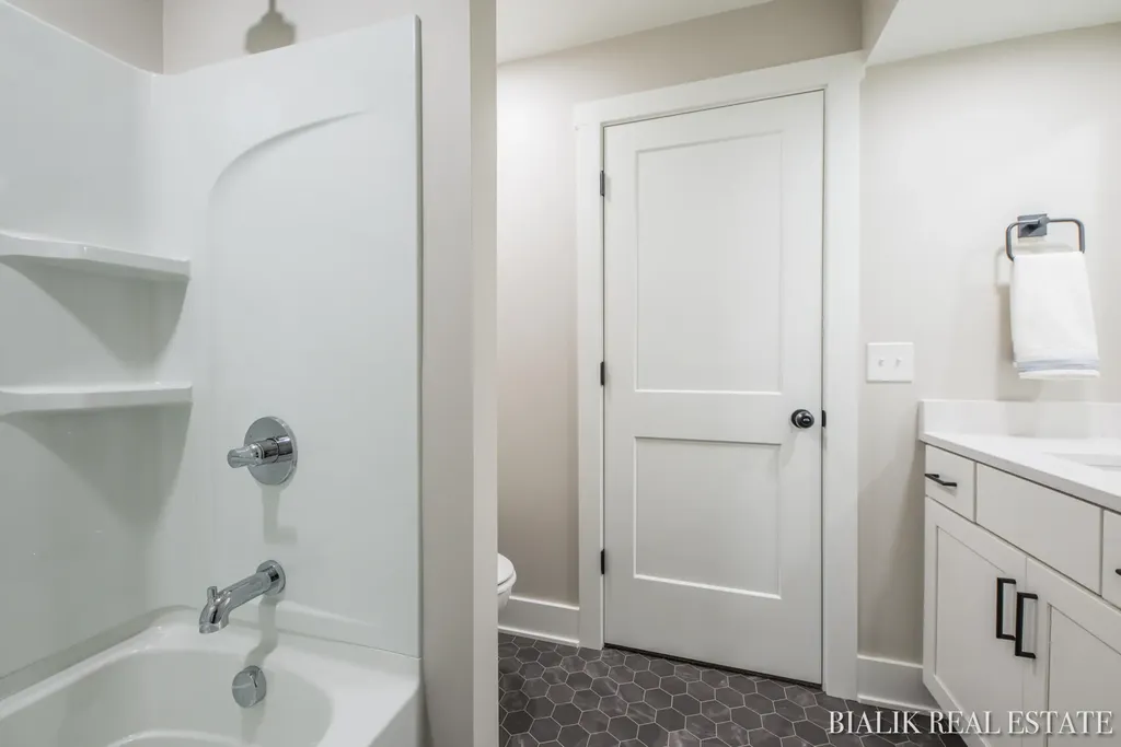 594 Sun Vale Lane Georgetown Charter Township MI 49418