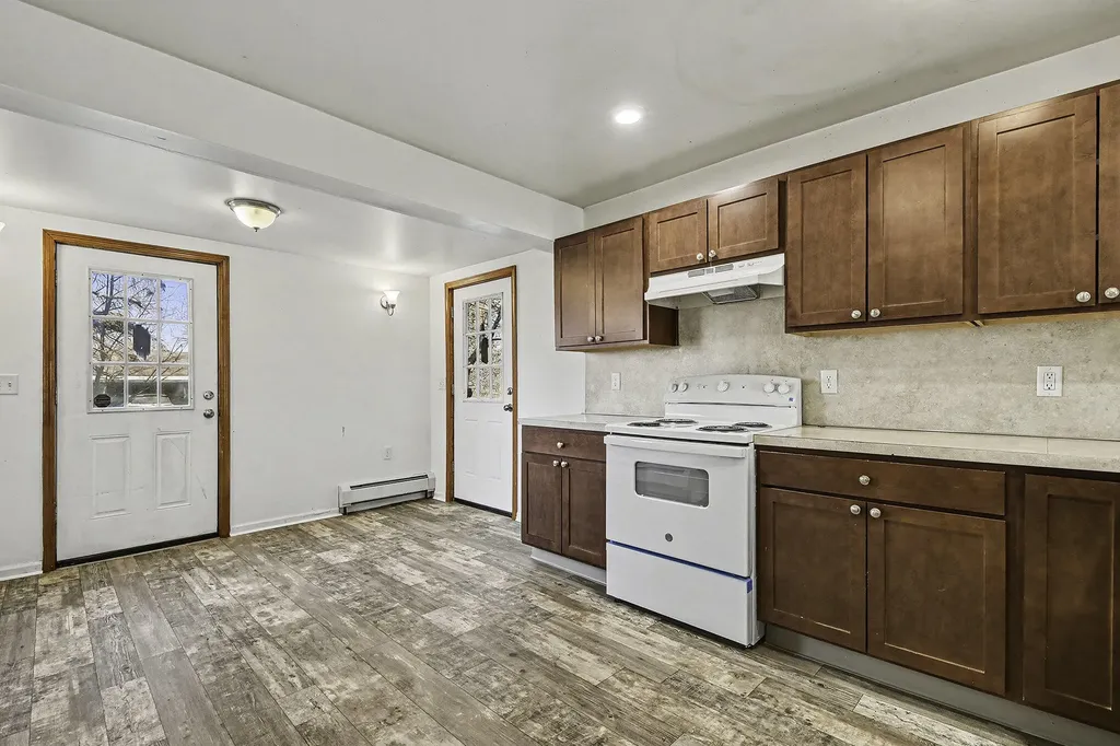 3201 Marshall Avenue SE Grand Rapids City MI 49508
