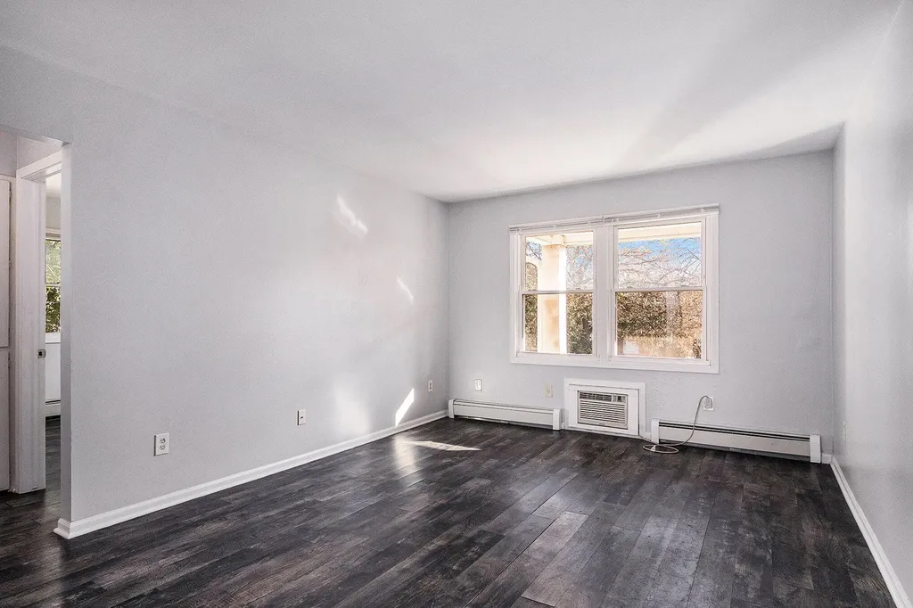 3201 Marshall Avenue SE Grand Rapids City MI 49508
