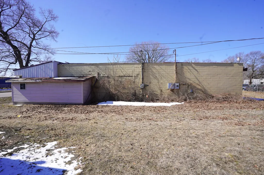 604 E Sherman Boulevard Muskegon Heights City MI 49444