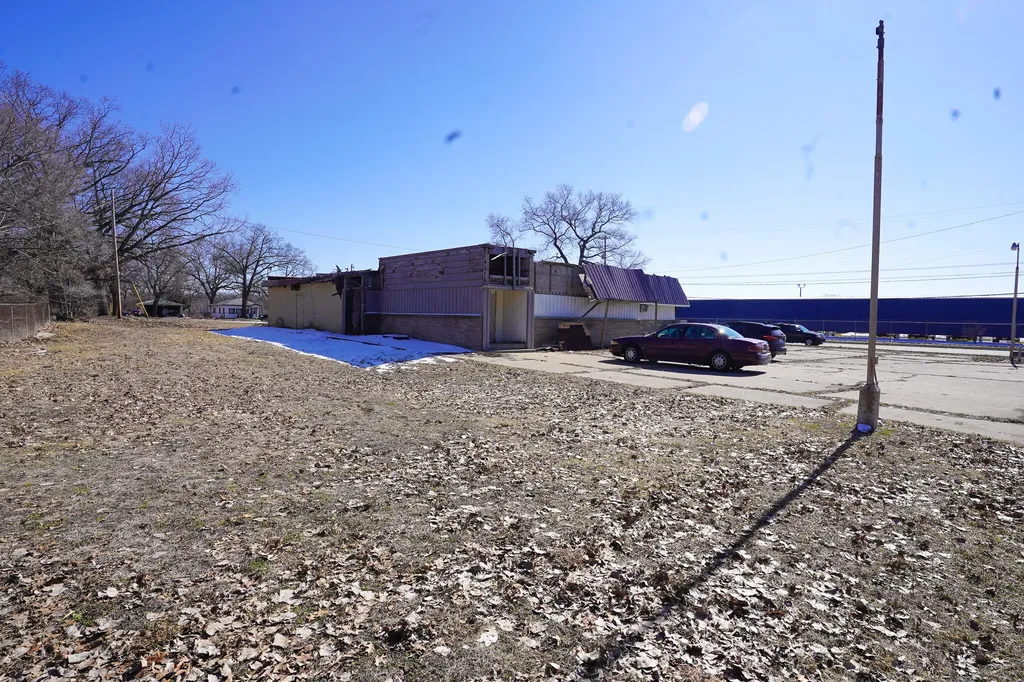 604 E Sherman Boulevard Muskegon Heights City MI 49444