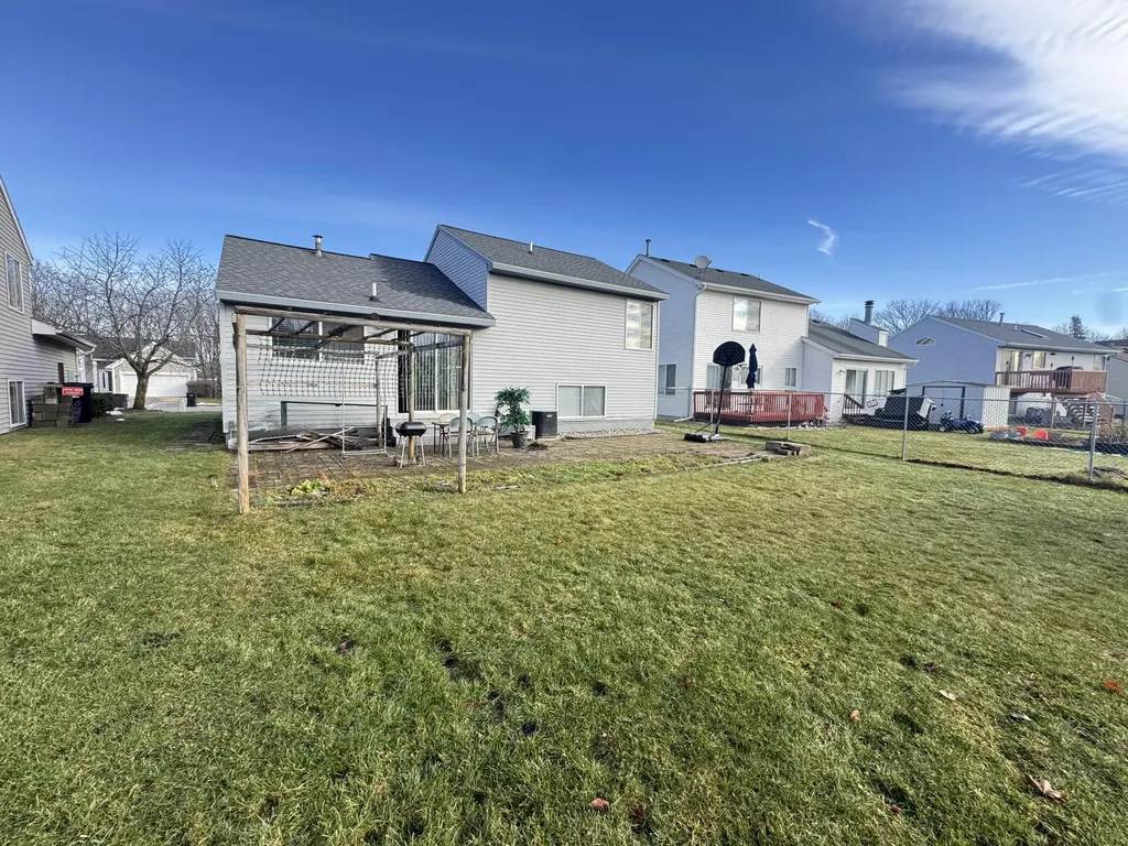 4495 Brookmeadow Drive SE Kentwood City MI 49512