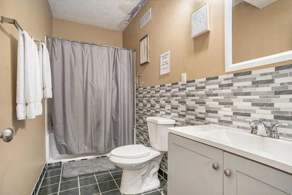 9415 Erie Benona Township MI 49455