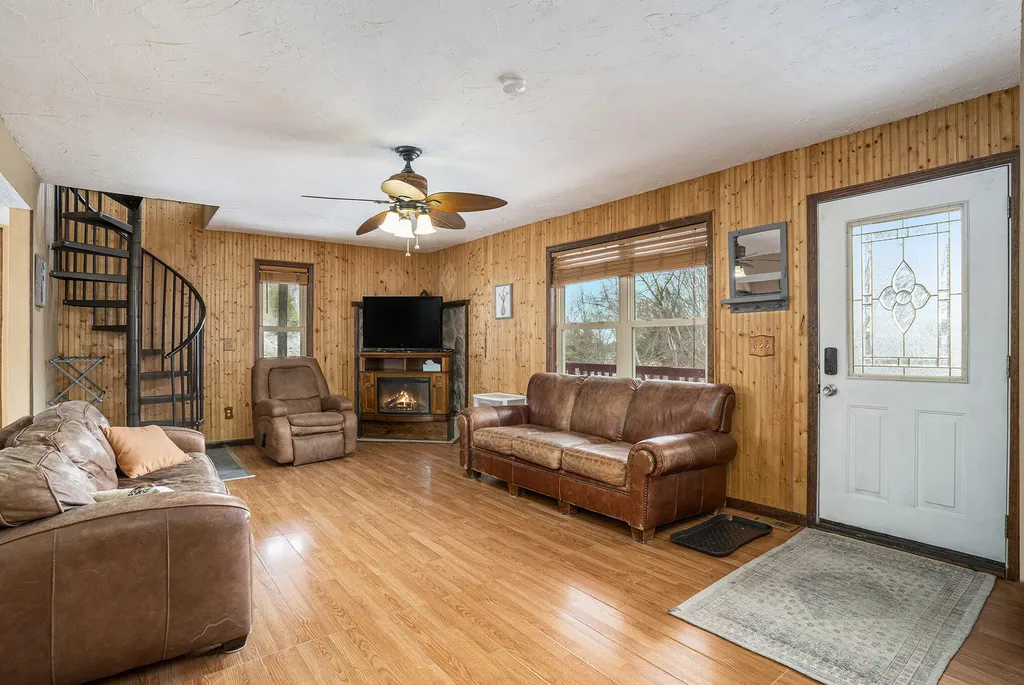 9415 Erie Benona Township MI 49455
