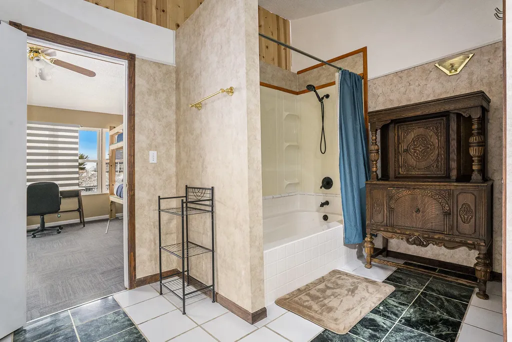 9415 Erie Benona Township MI 49455