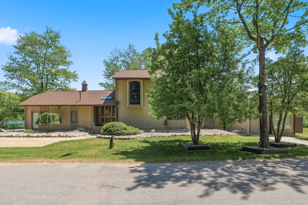 360 W Baldwin Lake Drive Greenville City MI 48838