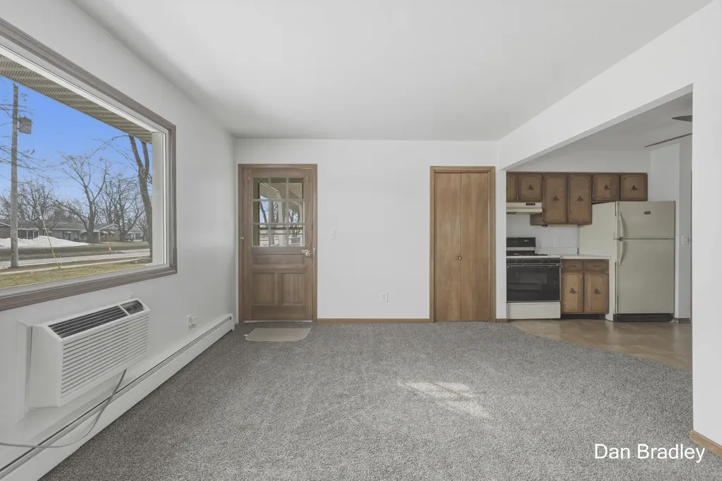 777 Andover Street SE Kentwood City MI 49548