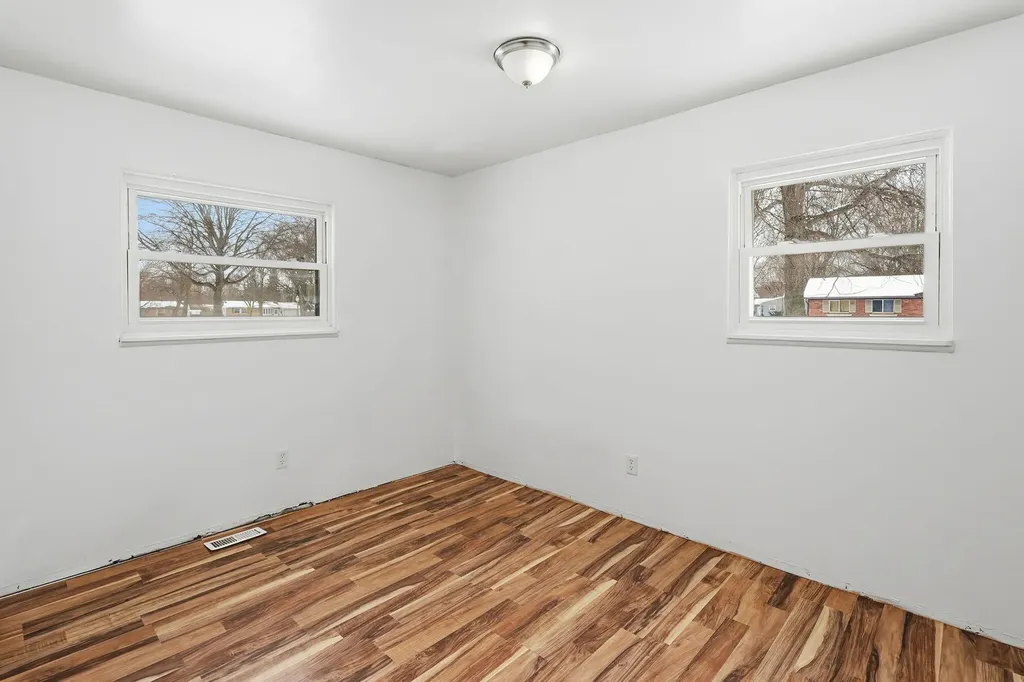 3924 Wedgewood Drive Lansing City MI 48911