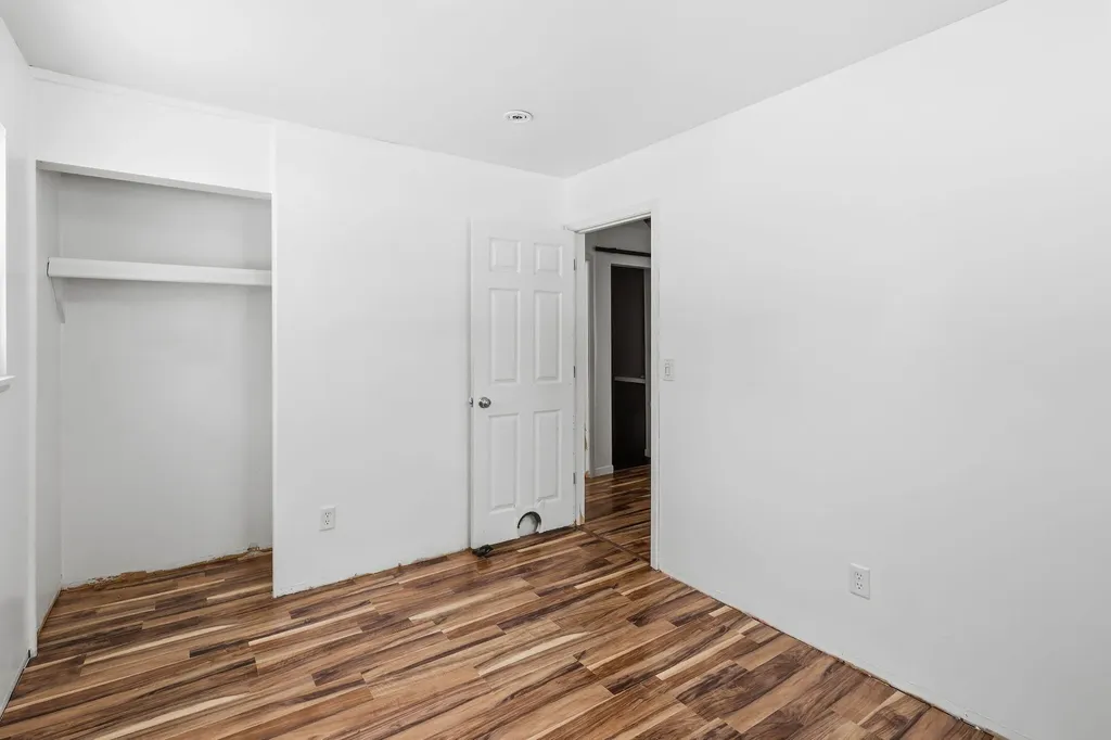 3924 Wedgewood Drive Lansing City MI 48911