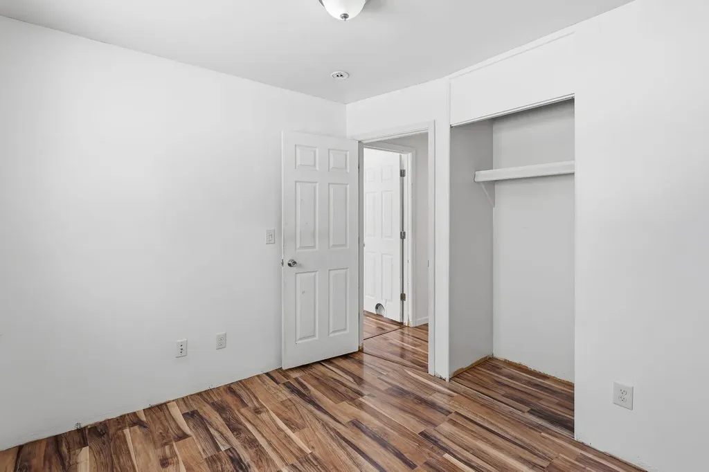 3924 Wedgewood Drive Lansing City MI 48911