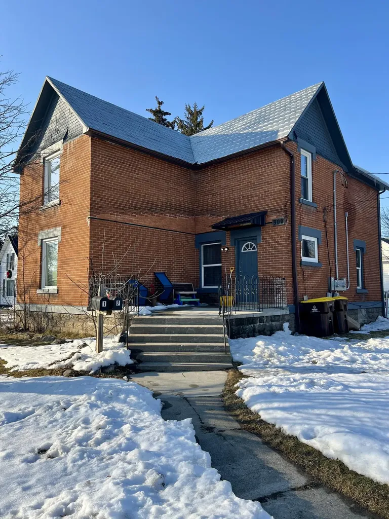 302 W Lincoln Avenue Ionia City MI 48846