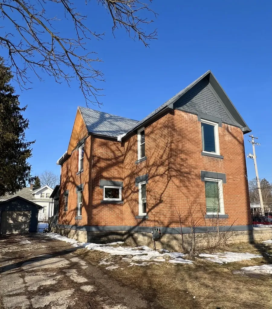 302 W Lincoln Avenue Ionia City MI 48846