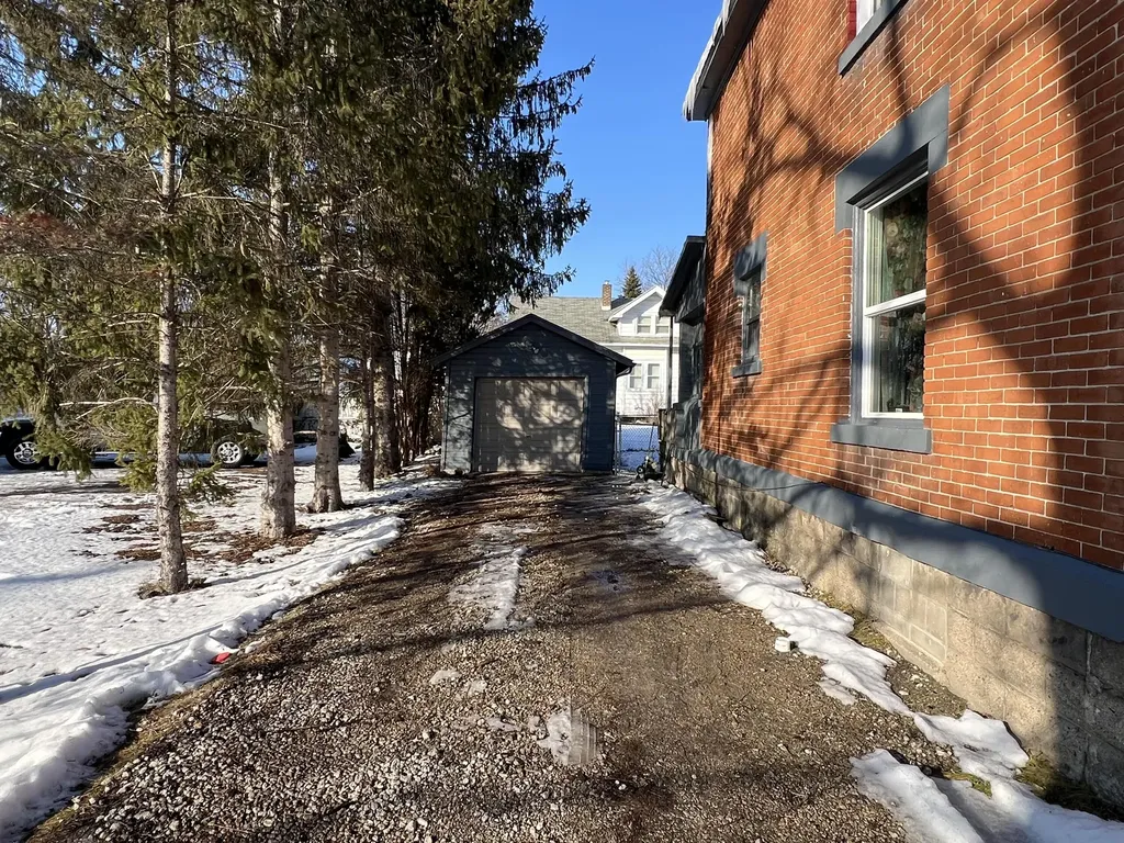 302 W Lincoln Avenue Ionia City MI 48846