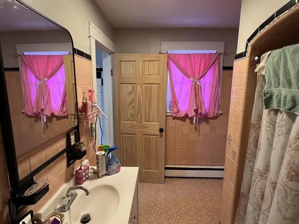 302 W Lincoln Avenue Ionia City MI 48846