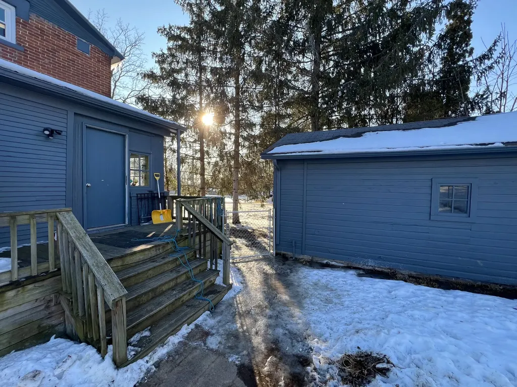 302 W Lincoln Avenue Ionia City MI 48846