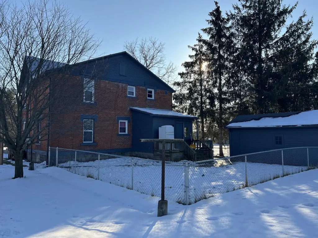 302 W Lincoln Avenue Ionia City MI 48846