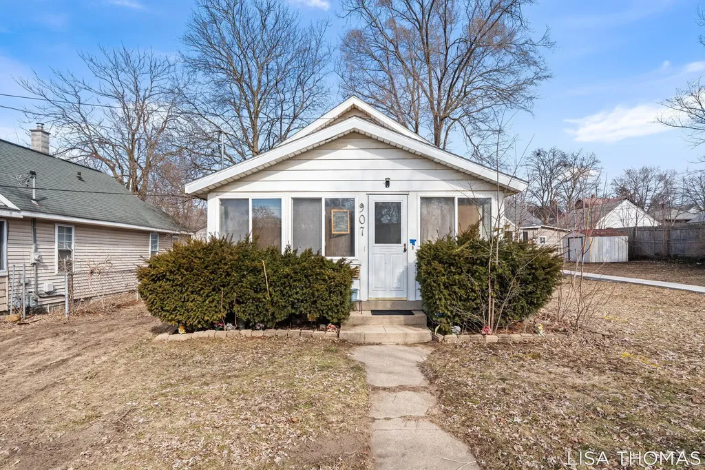 907 Merritt Street SE Grand Rapids City MI 49507