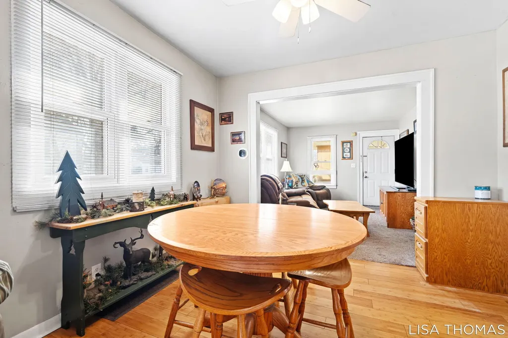 907 Merritt Street SE Grand Rapids City MI 49507