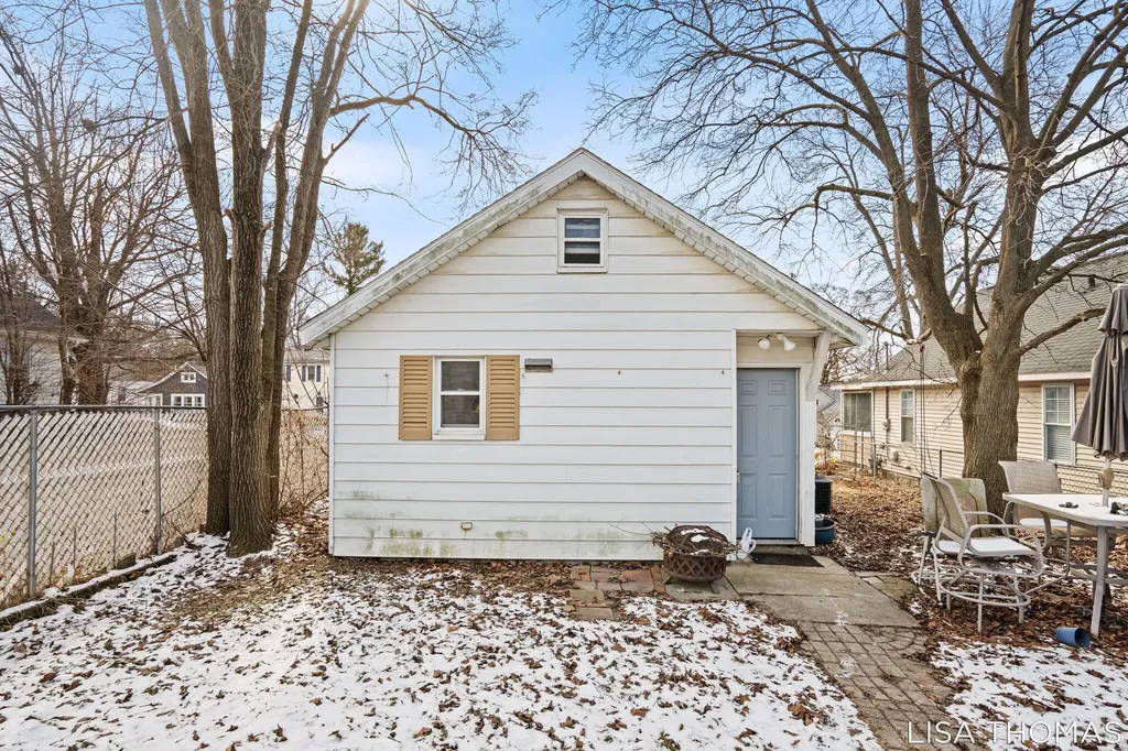 907 Merritt Street SE Grand Rapids City MI 49507