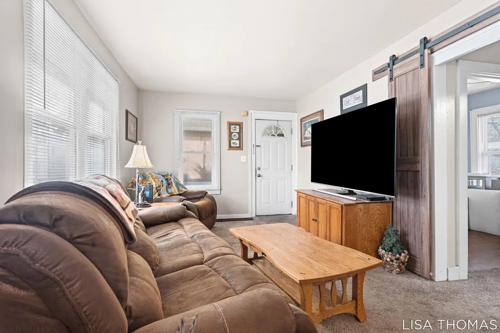 907 Merritt Street SE Grand Rapids City MI 49507