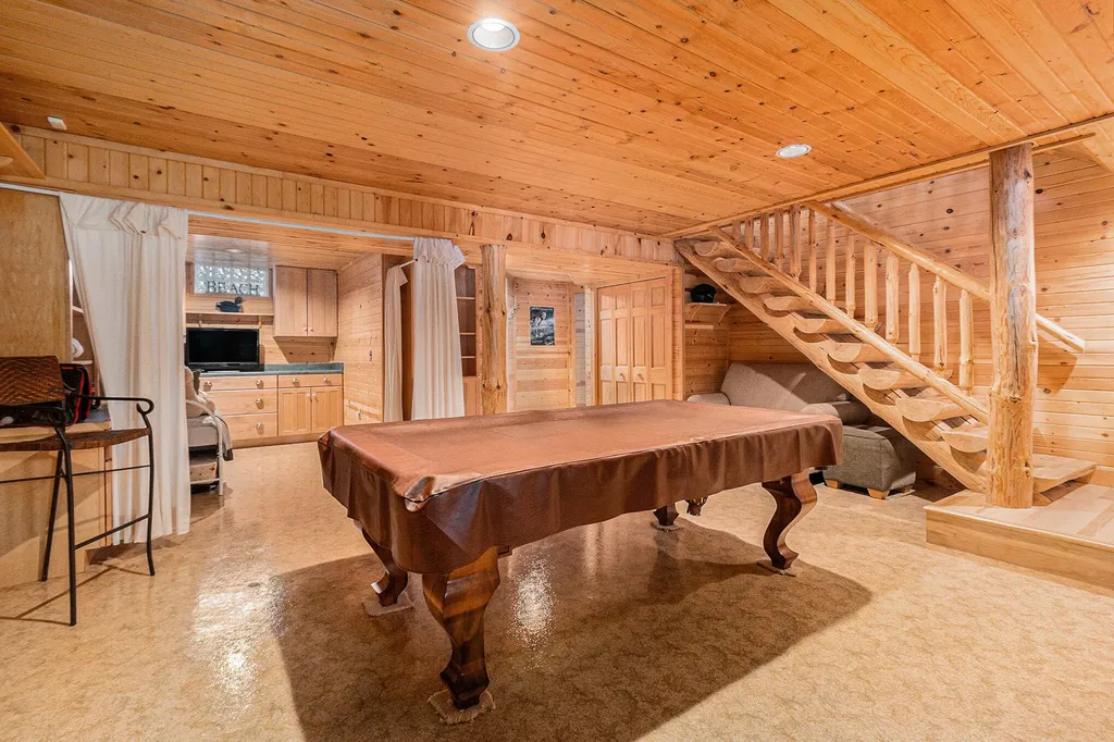 6655 W Nurnberg Road Hamlin Township MI 49411