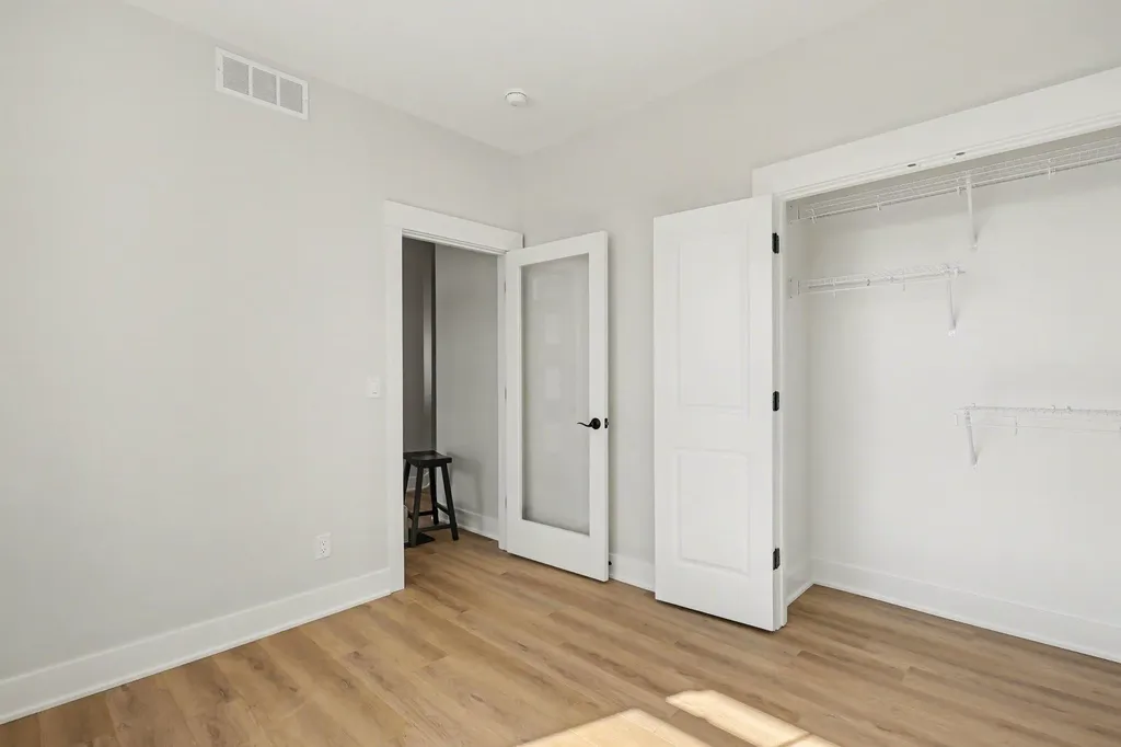 5553 Canal Avenue SW Wyoming City MI 49418