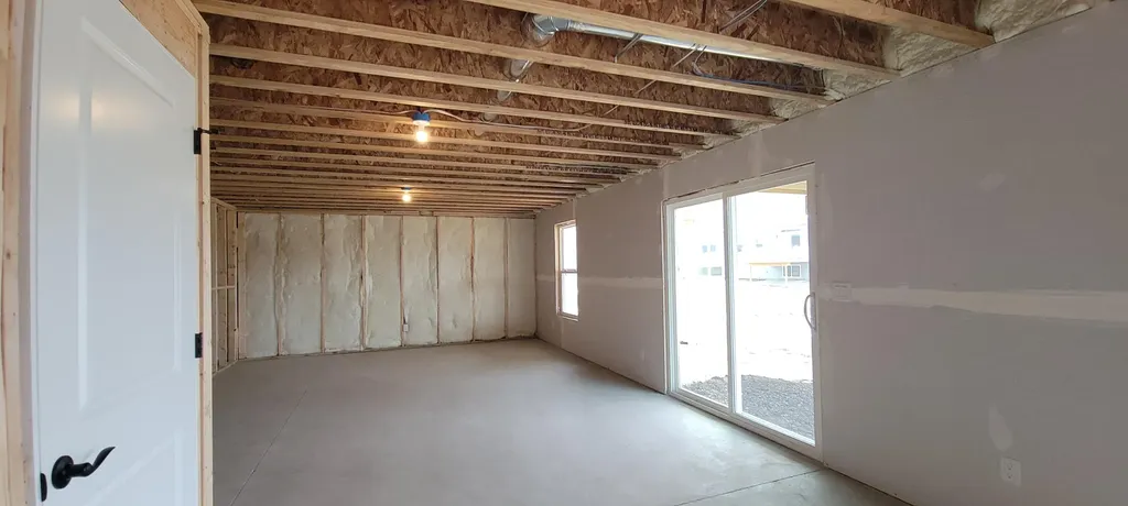 5553 Canal Avenue SW Wyoming City MI 49418
