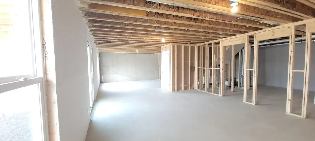 5553 Canal Avenue SW Wyoming City MI 49418