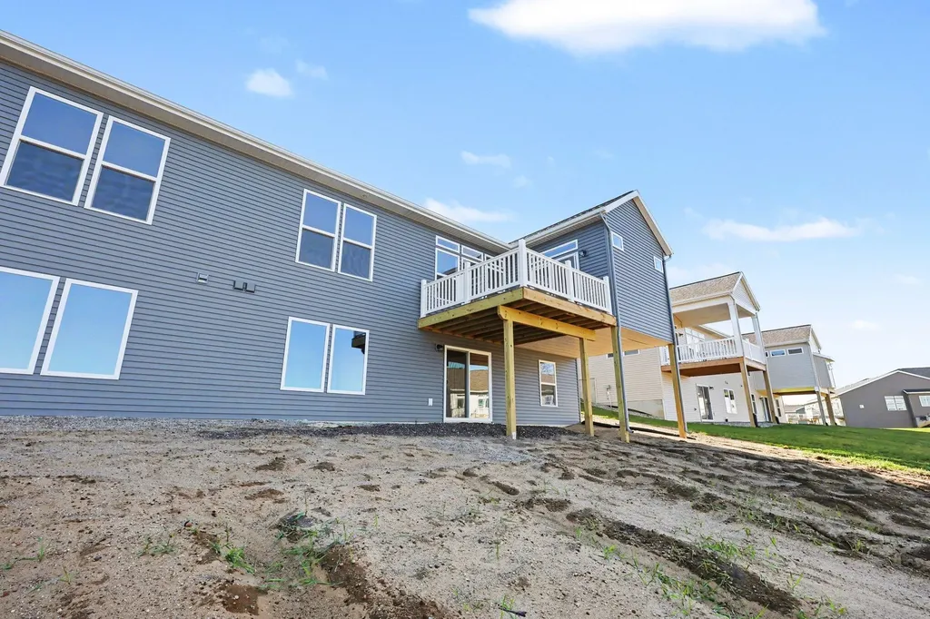 5553 Canal Avenue SW Wyoming City MI 49418