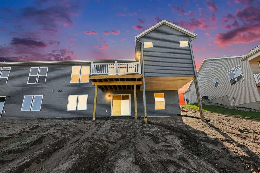 5553 Canal Avenue SW Wyoming City MI 49418