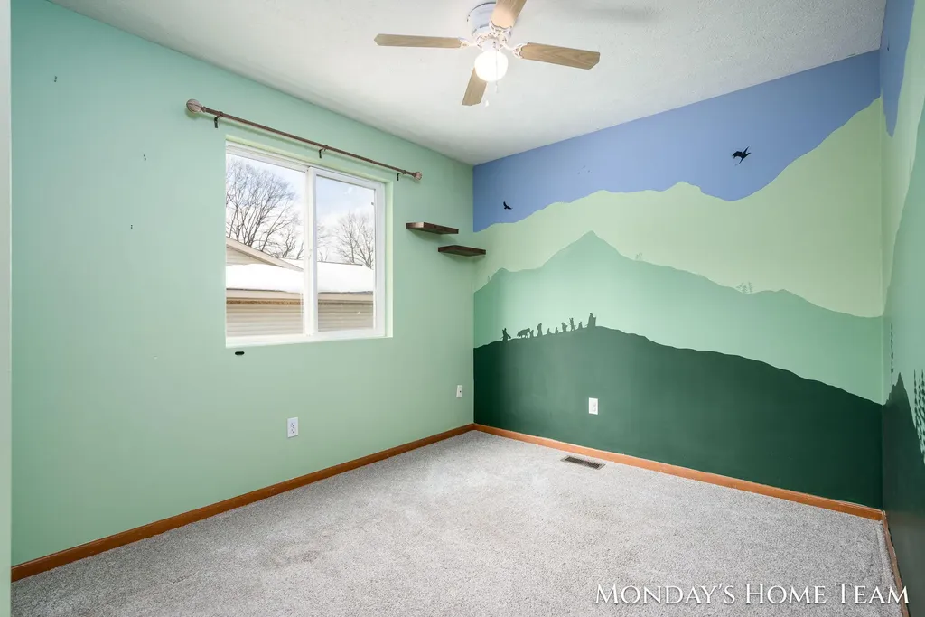 3334 Hazelnut Drive NW Grand Rapids City MI 49504