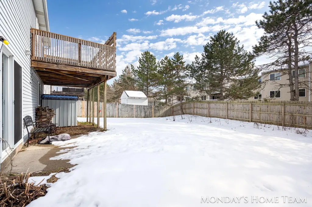 3334 Hazelnut Drive NW Grand Rapids City MI 49504