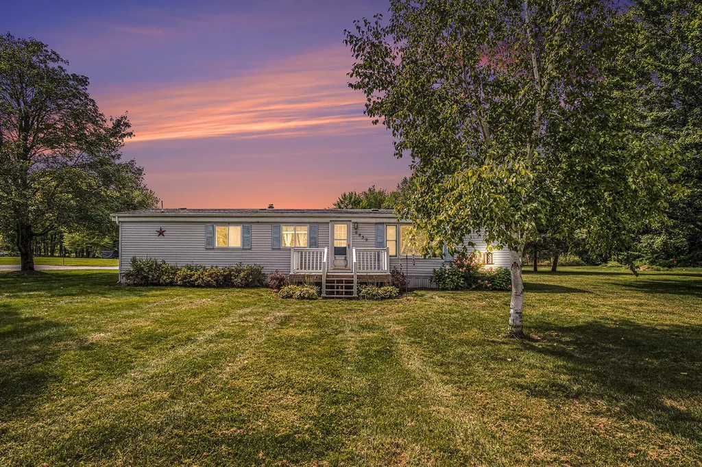 6939 Alden Nash Avenue SE Bowne Township MI 49302
