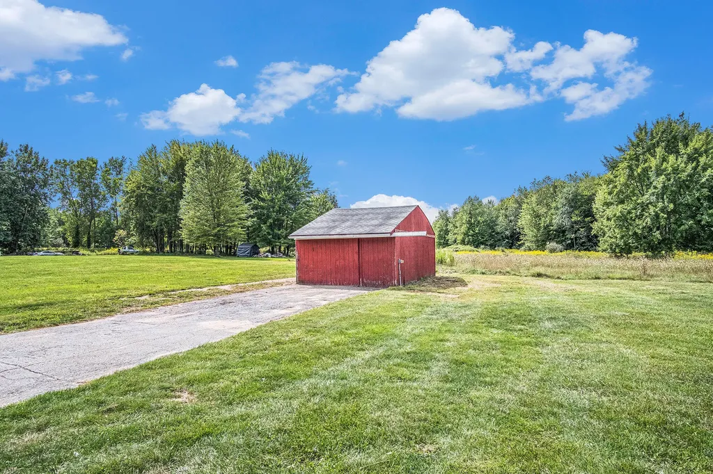 6939 Alden Nash Avenue SE Bowne Township MI 49302