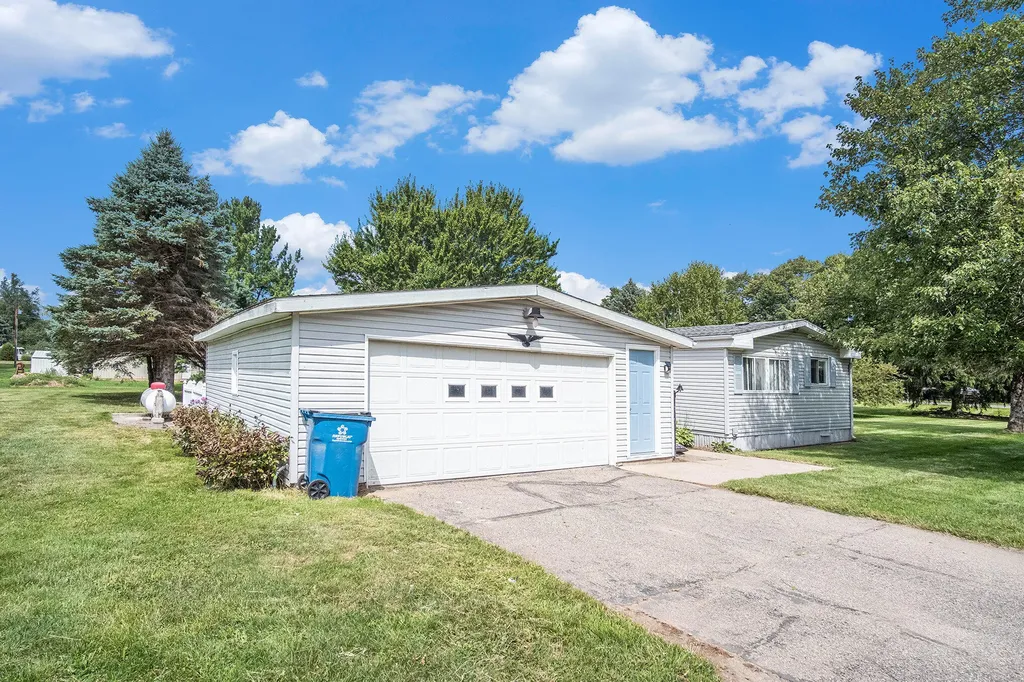 6939 Alden Nash Avenue SE Bowne Township MI 49302