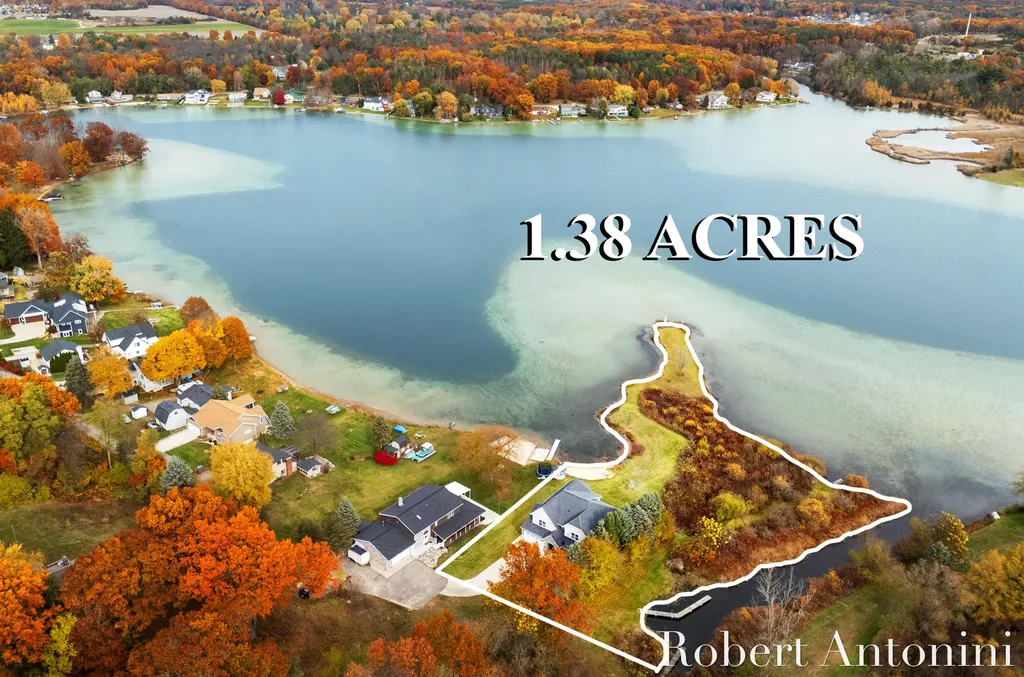 250 Shore Drive Yankee Springs Township MI 49348
