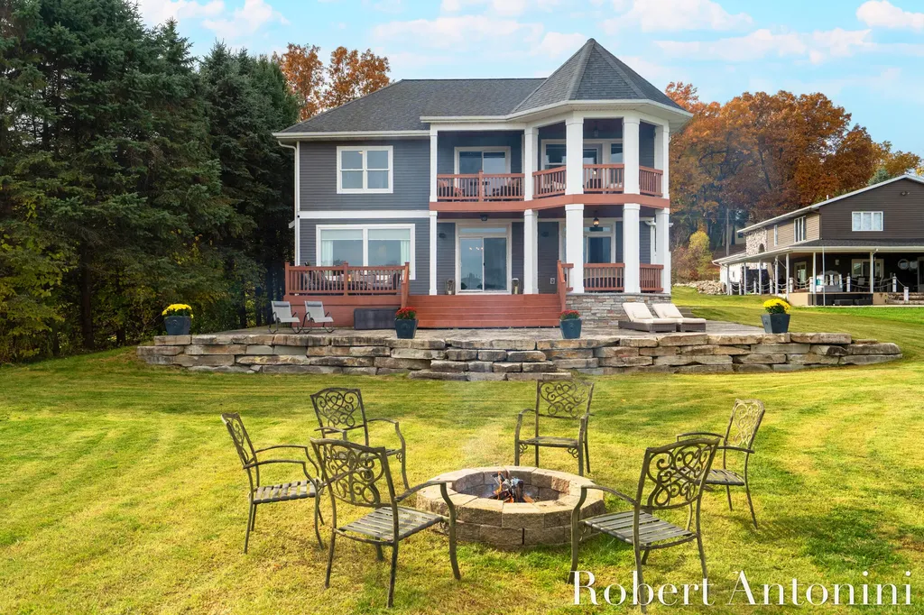 250 Shore Drive Yankee Springs Township MI 49348