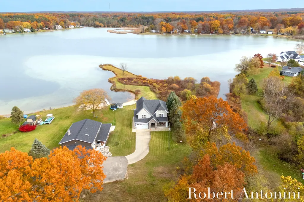 250 Shore Drive Yankee Springs Township MI 49348