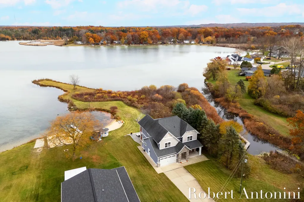 250 Shore Drive Yankee Springs Township MI 49348