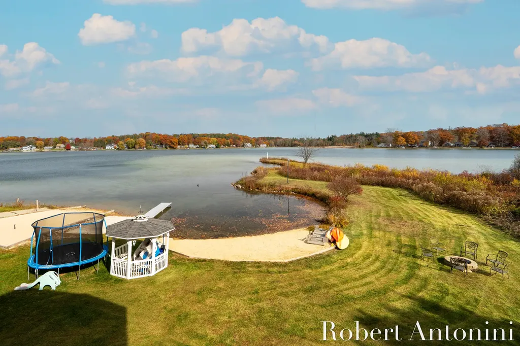 250 Shore Drive Yankee Springs Township MI 49348