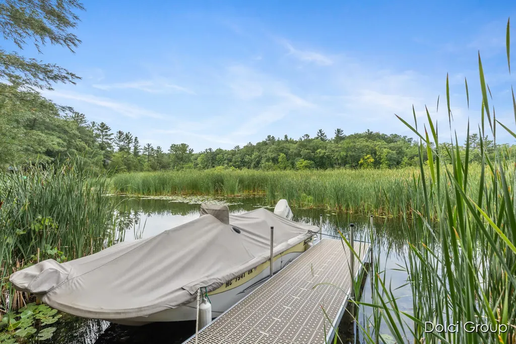 6830 E Carrigan Drive Croton Township MI 49337
